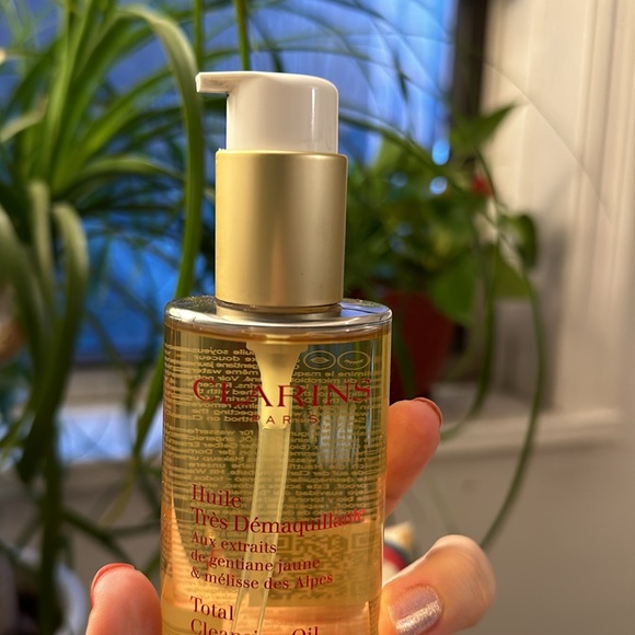 CLARINS Total Cleansing Oil - Picture 4 of 4